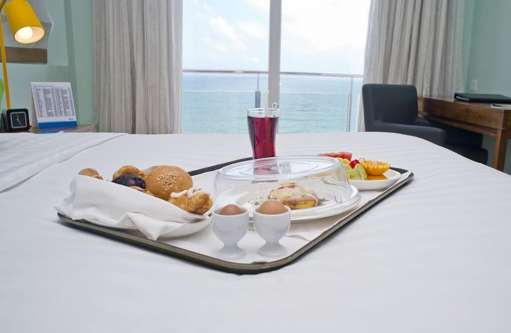 Ocean Edge Suites & Hotel Kolombo Dış mekan fotoğraf