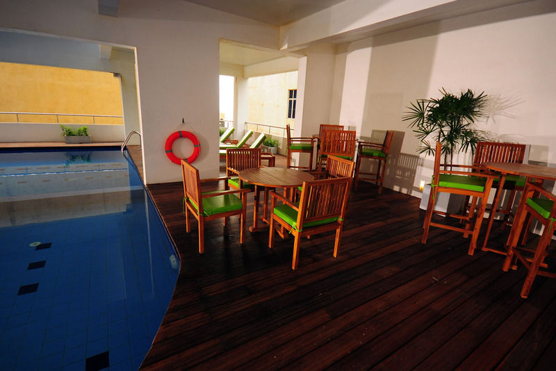 Ocean Edge Suites & Hotel Kolombo Dış mekan fotoğraf